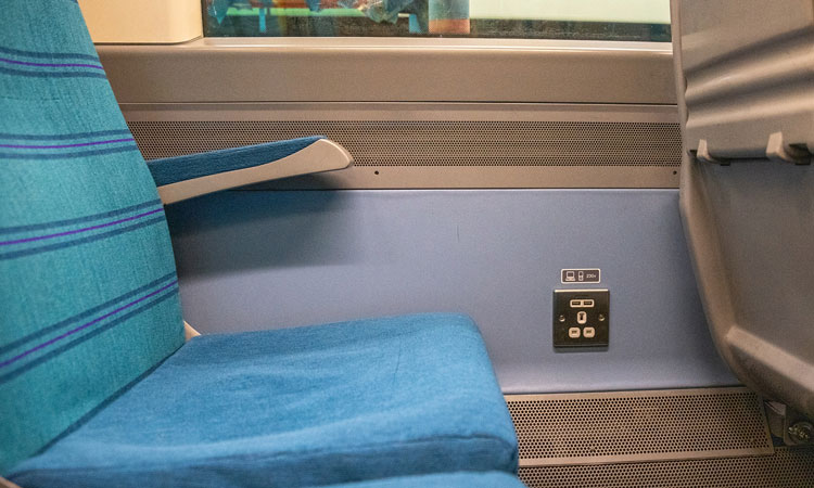Power sockets on the upgraded Southern fleet