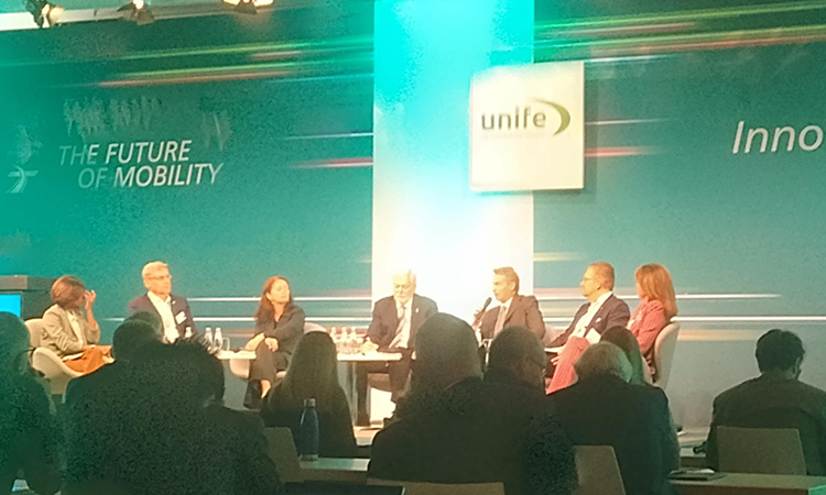 The Digitalisation as a pathfinder for autonomous rail transport and the road ahead panel.