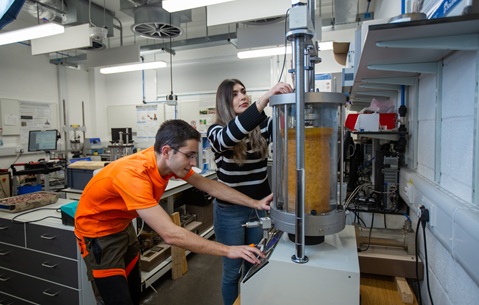 University of Southampton wins Queen Elizabeth Prize for pioneering rail research improving UK network resilience