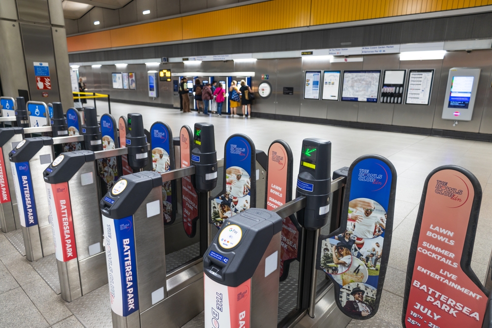 Contactless rail travel extended to all London airports with Stansted and Southend upgrade