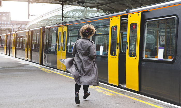 Passengers reminded to stand back when doors are closing