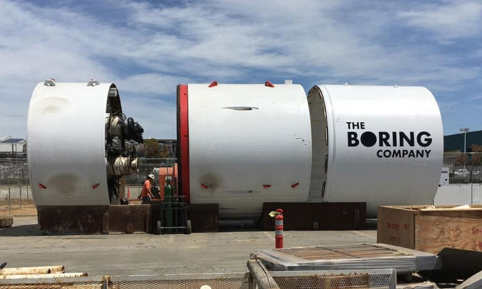 Elon Musk plans to reach half the speed of sound with Hyperloop test