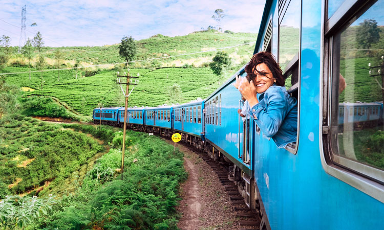 sri lanka train trip