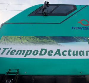 #TimetoAct slogan to be displayed on Transfesa Logistics locomotive