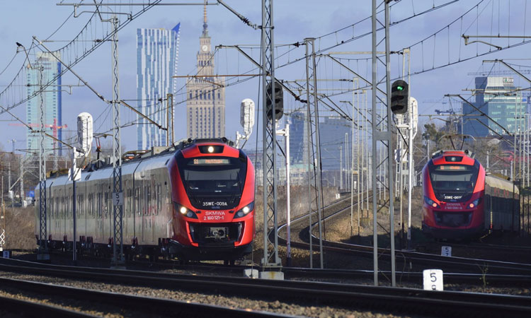 SKM Warsaw awards contract for new EMUS to Newag